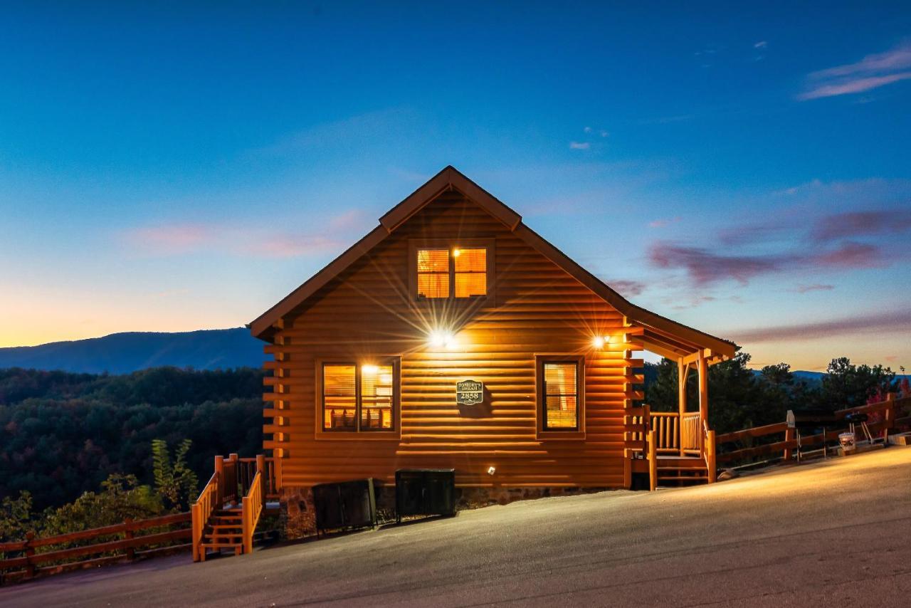 Epic Mountain Views, Hot Tub, Game Room, Sleeps 10 เซอเวียร์วีล ภายนอก รูปภาพ