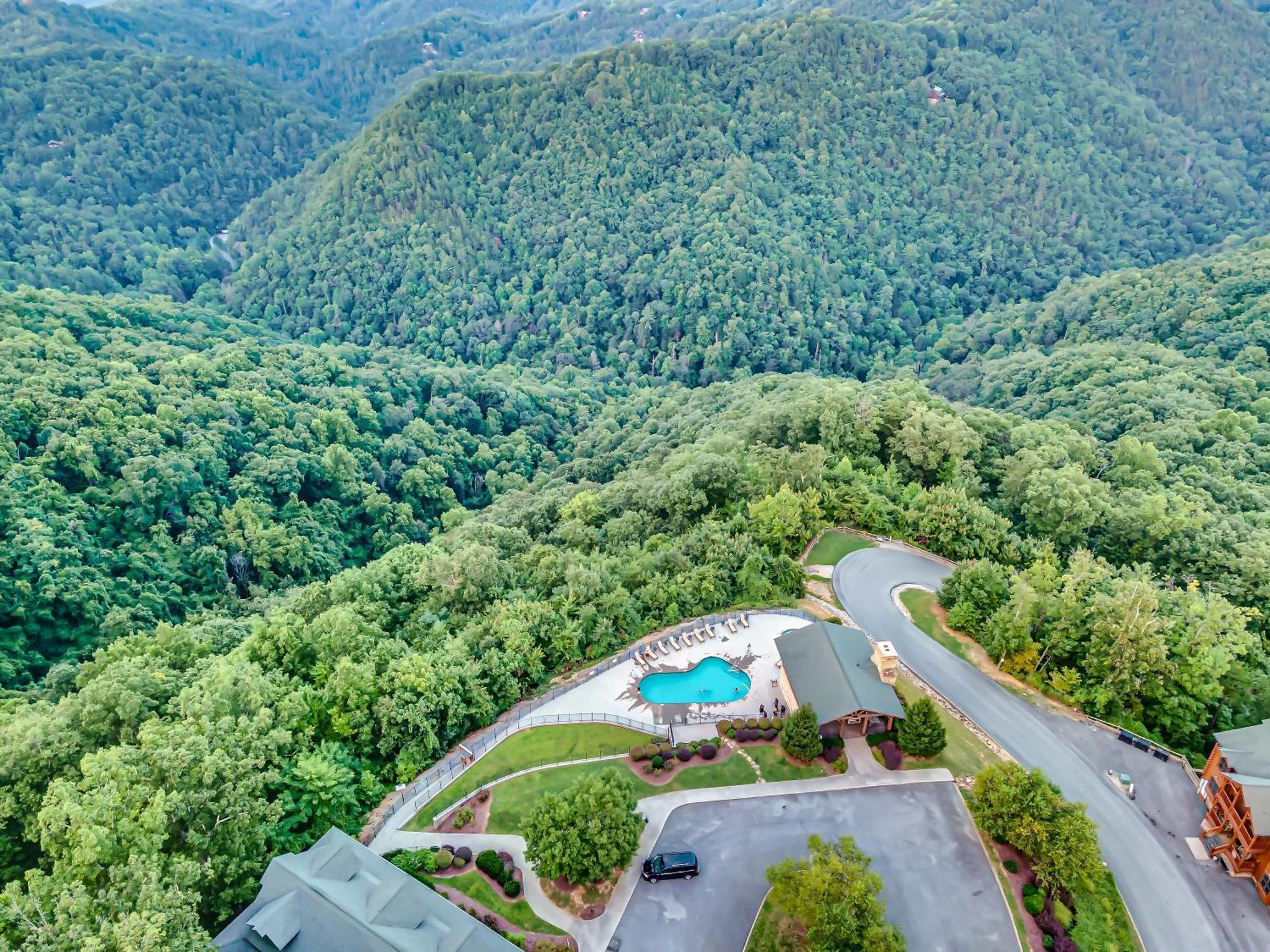 Epic Mountain Views, Hot Tub, Game Room, Sleeps 10 เซอเวียร์วีล ภายนอก รูปภาพ