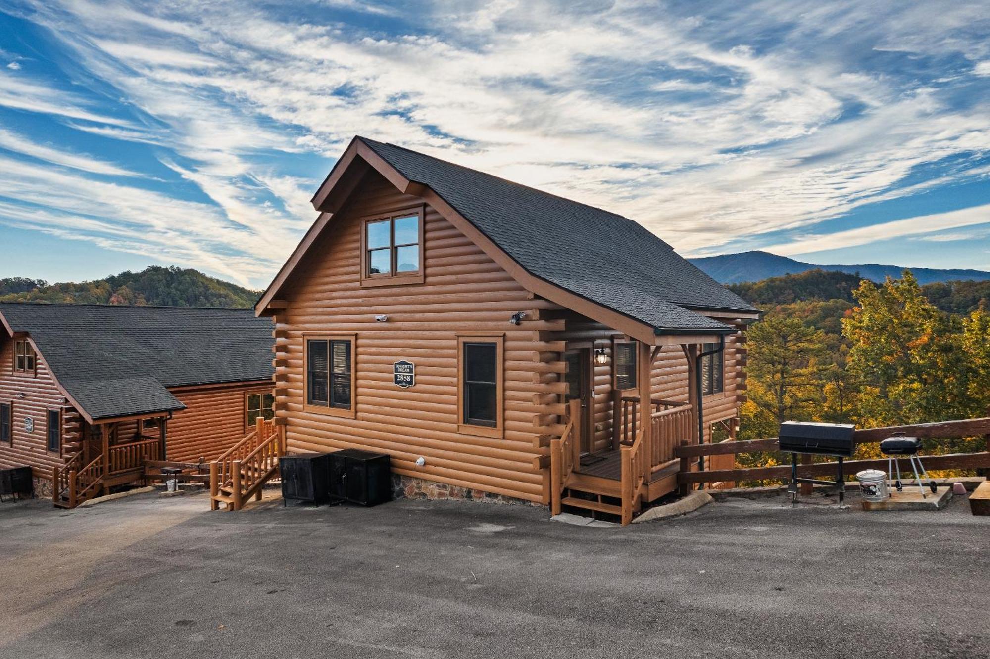 Epic Mountain Views, Hot Tub, Game Room, Sleeps 10 เซอเวียร์วีล ภายนอก รูปภาพ