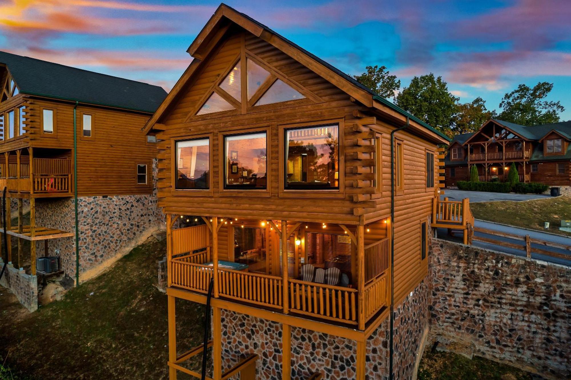 Epic Mountain Views, Hot Tub, Game Room, Sleeps 10 เซอเวียร์วีล ภายนอก รูปภาพ