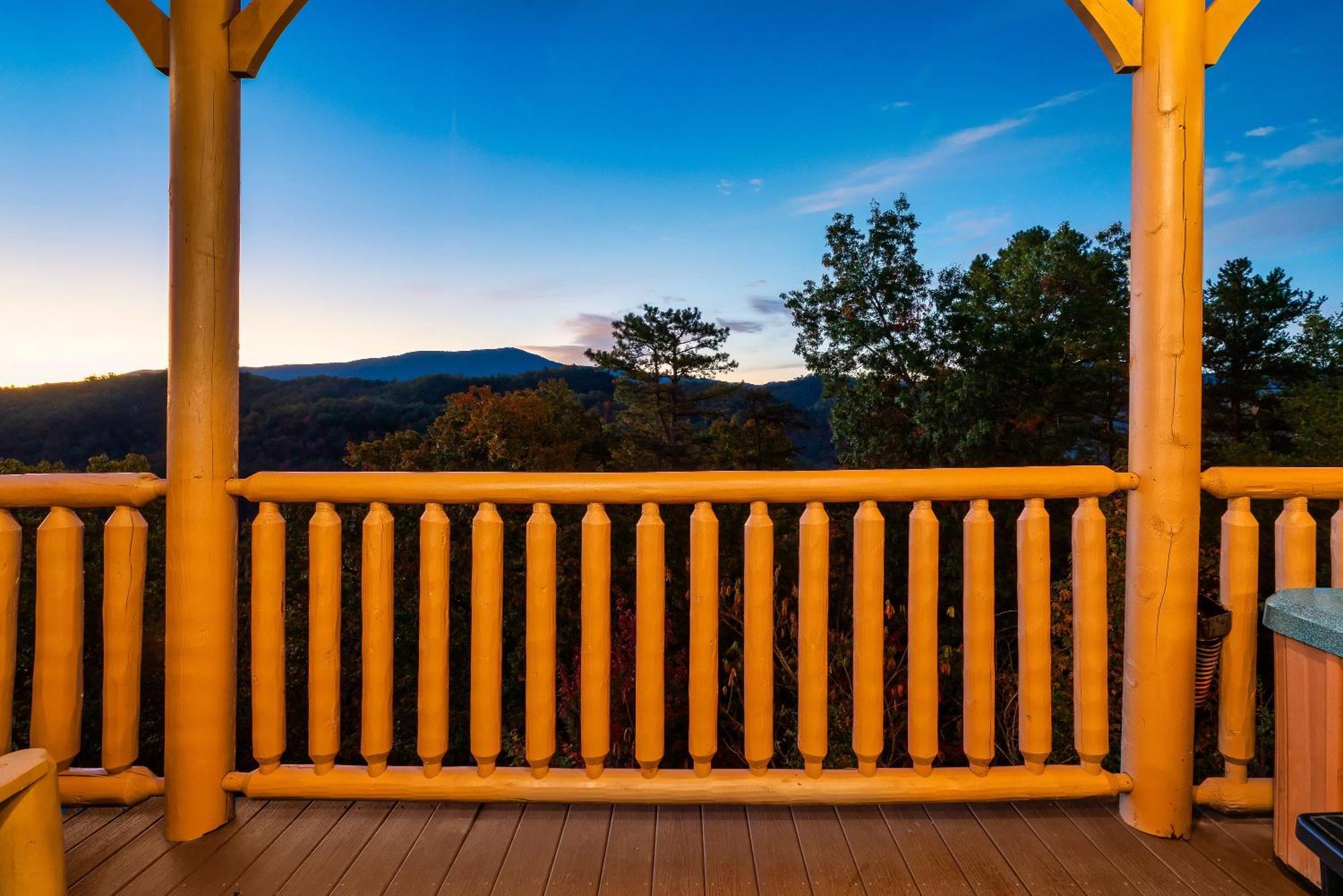 Epic Mountain Views, Hot Tub, Game Room, Sleeps 10 เซอเวียร์วีล ภายนอก รูปภาพ