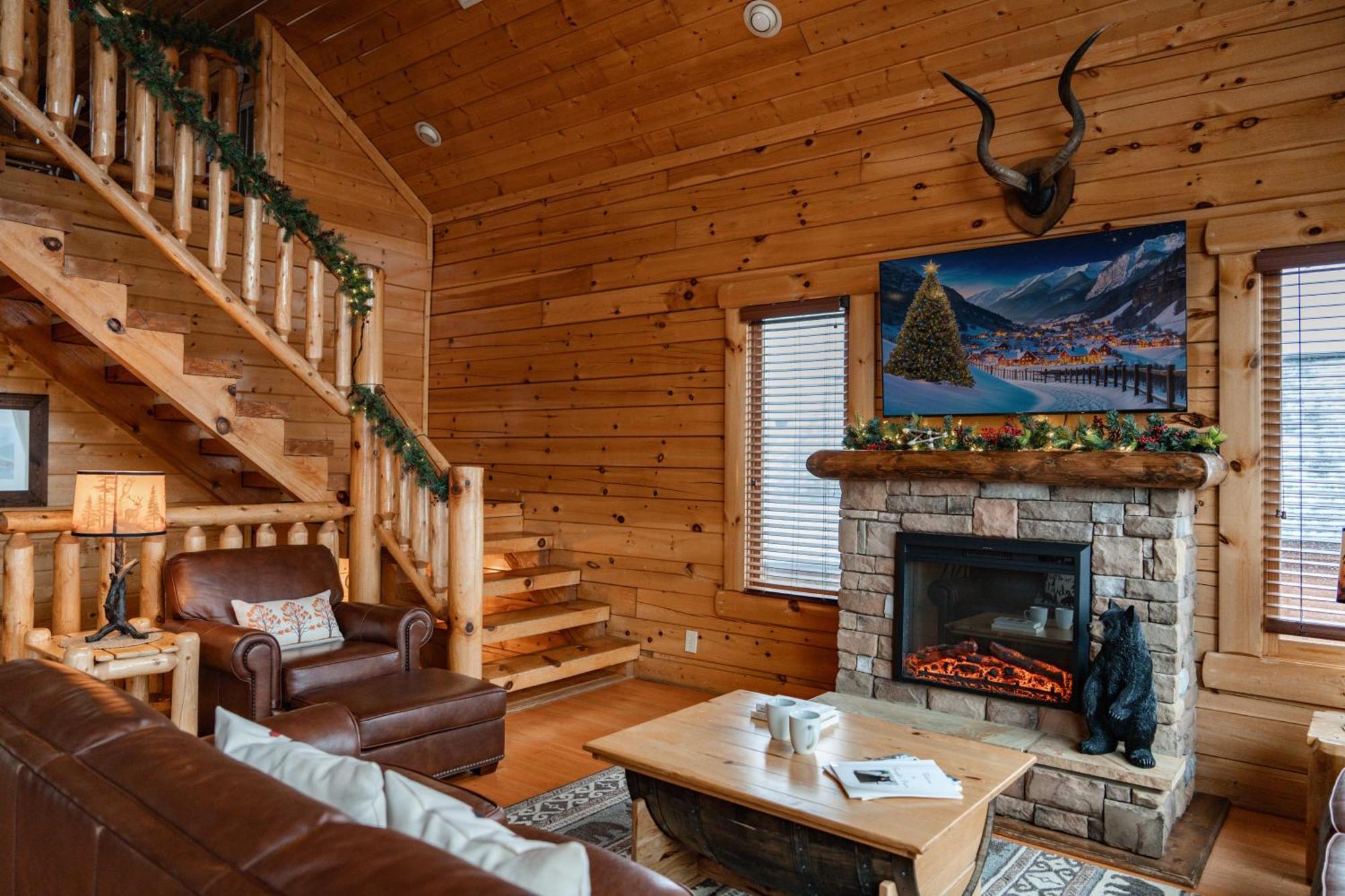 Epic Mountain Views, Hot Tub, Game Room, Sleeps 10 เซอเวียร์วีล ภายนอก รูปภาพ